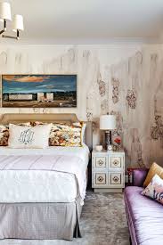 With the daybed, there is a clear focal point and the polka dot wall adds an extra feature. 21 Chic Pink And Gray Bedrooms Bedroom Color Combinations