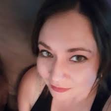 Stream Holly Pippin music