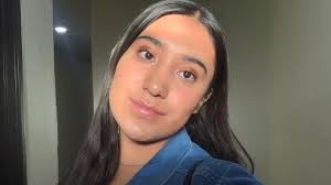 Abril Olivares's Instagram, Twitter & Facebook