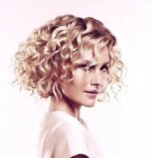 47 Short curly hairstyles for women ideas