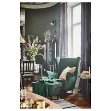 Con il suo alto schienale imbottito, unito ai braccioli tramite una linea continua, e la sua seduta molto comoda, conquistò subito i nobili dell'epoca. Strandmon Poltrona Djuparp Verde Scuro Ikea It Poltrona Bergere Idee Ikea Sedia Ikea