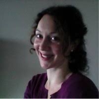 Julie Mount's Instagram, Twitter & Facebook