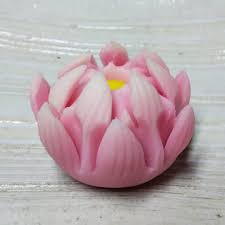 画像に含まれている可能性があるもの 花 植物 japanese sweets japan food wedding designs
