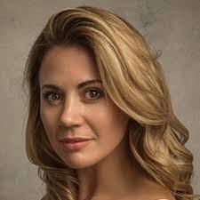 Victoria Fox's Instagram, Twitter & Facebook