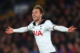 Dakikasında baygınlık geçiren christian erisken'e hemen sağlık ekibi müdahale ederken halen gergin bekleyiş sürüyor. Christian Eriksen Bio Height Weight Body Stats Family Other Facts Networth Height Salary