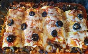 Thanks to tangy tomatillo salsa and spices like cumin and coriander, they taste great on their own, but they're even better with cashew sour. Meatless Monday Veggie Zucchini Enchiladas Goodmotherdiet