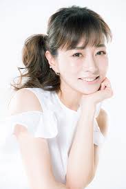 アラサー必読の美白ケア特集 美容家が実践 透明感ある白肌を叶えるアイテム6選 美容 美白 白肌
