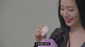 11 Of Red Velvet Irene's Must-Have Items She Carries In Her Bag