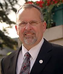 Early returns for Westerly council tight; Overton has most votes