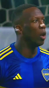 Un Capitán infiltrado es Luis Advincula en Boca Jr. 🇵🇪🇵🇪 #advincula  #bocajuniors #copalibertadores2023 #palmeiras #semifinaleslibertadores  #nicovalentini #arenga #futbol #luisadvincula
