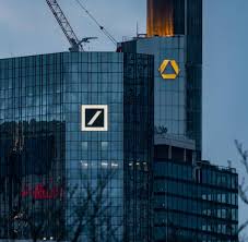 On the barrier tape the. Frankfurt Main Deutsche Bank Commerzbank Im Gesprach Um Optionen Welt