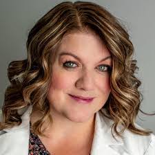 Cindy Hurst's Instagram, Twitter & Facebook