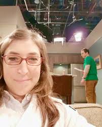 Jim Parsons And Mayim Bialik Were Uncomfortable With A Big Bang Theory  Guest Star Who Made A Scene Harder Than It Needed To Be