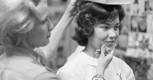 Miss Janice: Social Graces Sunday