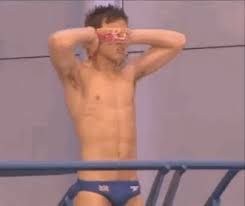 The same week synchronized divers chen aisen and lin yue won gold at the olympics, they may end up being crowned gif kings too. Divers Gifs Wifflegif