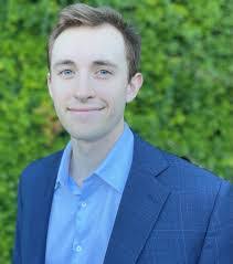 Chris Divelbiss's Instagram, Twitter & Facebook