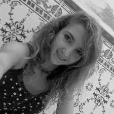 silvia arrue (@siilviiaArrue)