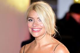 The 38 year old took to instagram to show off how she said goodbye to 2019 with her husband. Holly Willoughby On This Morning Career Husband Kids And Everything Else You Need To Know About The Itv Star Manchester Evening News