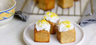 Cake Au Citron Et A La Noix De Coco 1 2 3 Veggie Recettes Vegetariennes Veganes Dessert Alimentation Noix De Coco