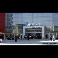 Totul inclus, si la alegere, oricat doriti, in pretul biletului, care nu e. Afi Palace Cotroceni Cinema City Vip Shopping Mall Bucharest