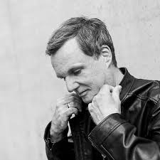 Deep Pain (Best International Thrillers) : Hünnebeck, Marcus, Flynn, Riley:  Amazon.de: Bücher