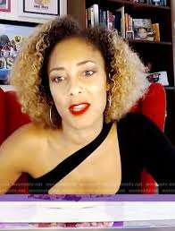 Amanda Seales Outfits & Fashion