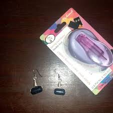 An easy to make, diy earring display card made from kraft paper and hole punches. Easy Earring Cards Home Facebook