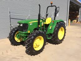 Introducing the new john deere 100 series lawn tractors. Tractores Pequenos Para Tractores