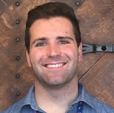 Scalable DPG multigrid solver with applications in high-frequency wave  propagation