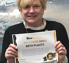 Fall 2022 Employee Well-Being Newsletter by liveWELL program at University  of Iowa