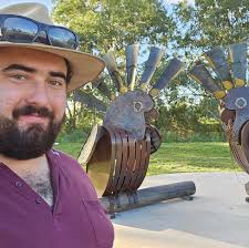 G'day guys. I saw one of you list this hilux for sale and I didn't ask you  at the time about your bullbar. But I've done my research and can't find  anything