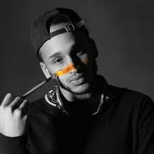 Stream Darryl Holland music