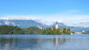 Slovenes form the vast majority of the country's population, while serbs are the largest minority. 9 Redenen Voor Een Onvergetelijke Gezinsvakantie In Slovenie