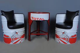 Pin De Osman Kahyaoglu Em Varil Koltuk Decoracao De Garagem Barril Bancadas De Ferramentas