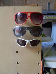 20 minutes to build this beautiful sunglasses holder?? Sunglasses Rack 8 Steps With Pictures Instructables