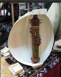 Salah satunya adalah jenis alat musik daerah atau tradisional yang tersebar di segenap daerah tiap tiap provinsi. Mengenal Lebih Dekat Sasando Alat Musik Tradisional Dari Kawasan Rote Ndao Nusa Tenggara Timur Sriwijaya Post