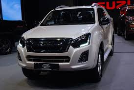 It's the japanese brand's workhorse that's designed to take on any road and. Isuzu Launches Facelift D Max In Malaysia From Rm83k Rm128k Autofreaks Com