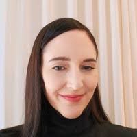 Karen Kastner's Instagram, Twitter & Facebook