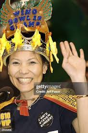 12 Photos & High Res Pictures