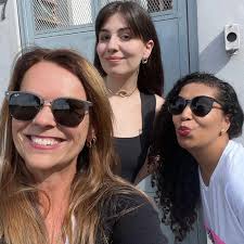 Essas semanas tem sido de dias bons e ruins, ruins nas limitações do que  uma formação jurídica pode atingir em termos de mudança na vida das  pessoas, e bons pelo mesmo motivo.