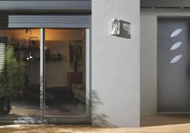 Volet roulant pour porte d'entrée. Les Volets Roulants Atlantem Adaptes Pour Le Neuf Et La Renovation