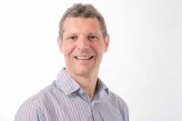 Mr Howard Davies : Trauma & orthopaedic surgery