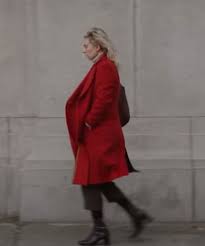 Vanessa kirby won best actress at the venice film festival in this emotional drama executive produced by martin scorsese. Pieces Of A Woman Martha Coat Vanessa Kirby Red Trench Coat