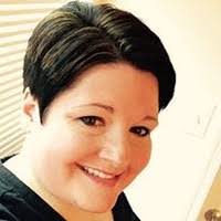 Lisa Mikula's Instagram, Twitter & Facebook