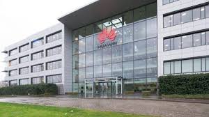 Sebelum berlanjut mengenai besaran gajinya. Lowongan Kerja Huawei Tawarkan Gaji Mulai Rp 150 Juta Per Bulan Simak Syaratnya Tribun Jakarta