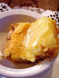 Paula Deen Gooey Butter Cake Cake 1yellow Cake Mix 1 Egg 8 Tbsp Melted Butter Filling 8 Oz Softened Cream Cheese 2 Desserts Dessert Recipes Eat Dessert