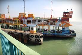 Commonly known as the butterworth ferry terminal , it is the jetty for people to take the penang ferry service that plies between george town and butterworth. Sultan Abdul Halim Ferry Terminal Rapid Ferry Penang Sentral Butterworth To Georgetown Bu Yanasma Tesisi Butterworth Ve Penang Adasi Pratixalp