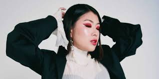 DIGITAL COVER: Chinese American Comedian Jiaoying Summers Turned Her  Hardships Into Comedy | Mundane