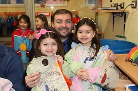 Varios países europeos, como francia o reino unido y la mayoría de. Dia Del Padre En El Kindergarten Dsc Colegio Aleman De Concepcion