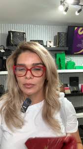 En venta bellas wallet fashion a $15.00 dolares cada una solo cuatro  disponibles en guaynabo interesadas comunicarse!!!!